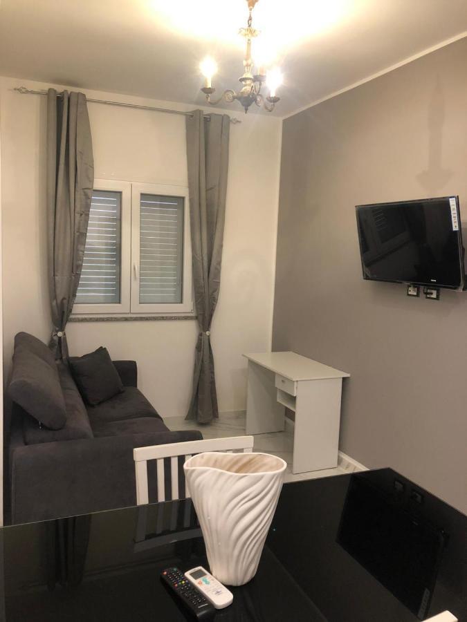 13 Minuti Dal Centro Bed and Breakfast Ρέτζιο ντι Καλάμπρια Εξωτερικό φωτογραφία